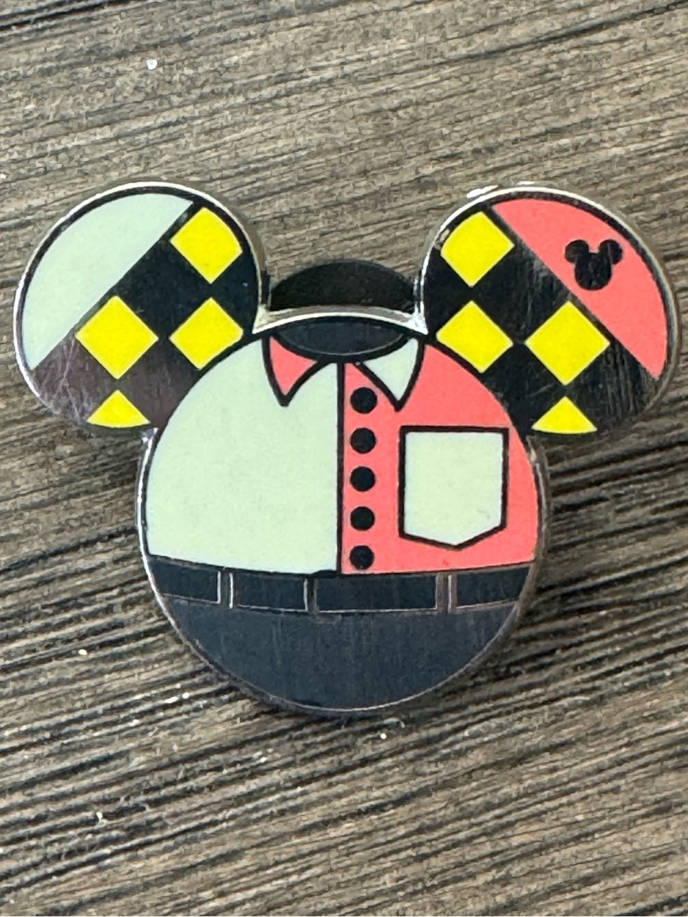 5/$25 Disney Epcot Test Track Cast Member Costume Pin